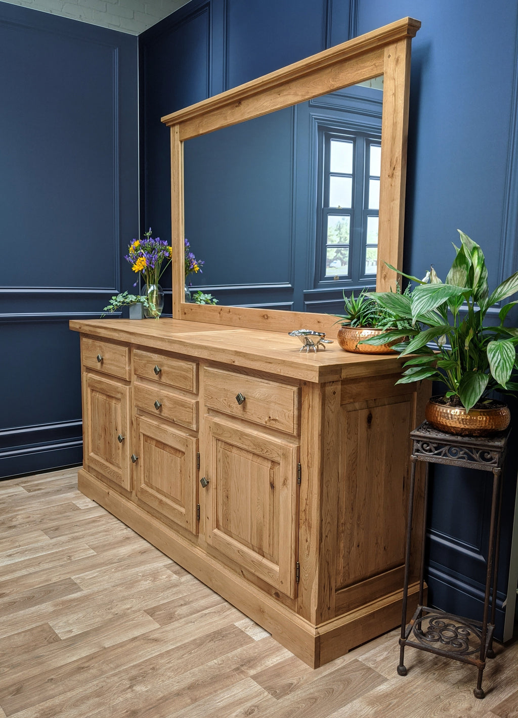 Empire Manor oak sideboard with mirror - Blonde range
